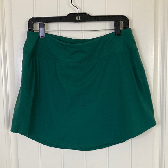 DSG Shorts Dsg Womens Mid Rise Performance Skort Size Large Green